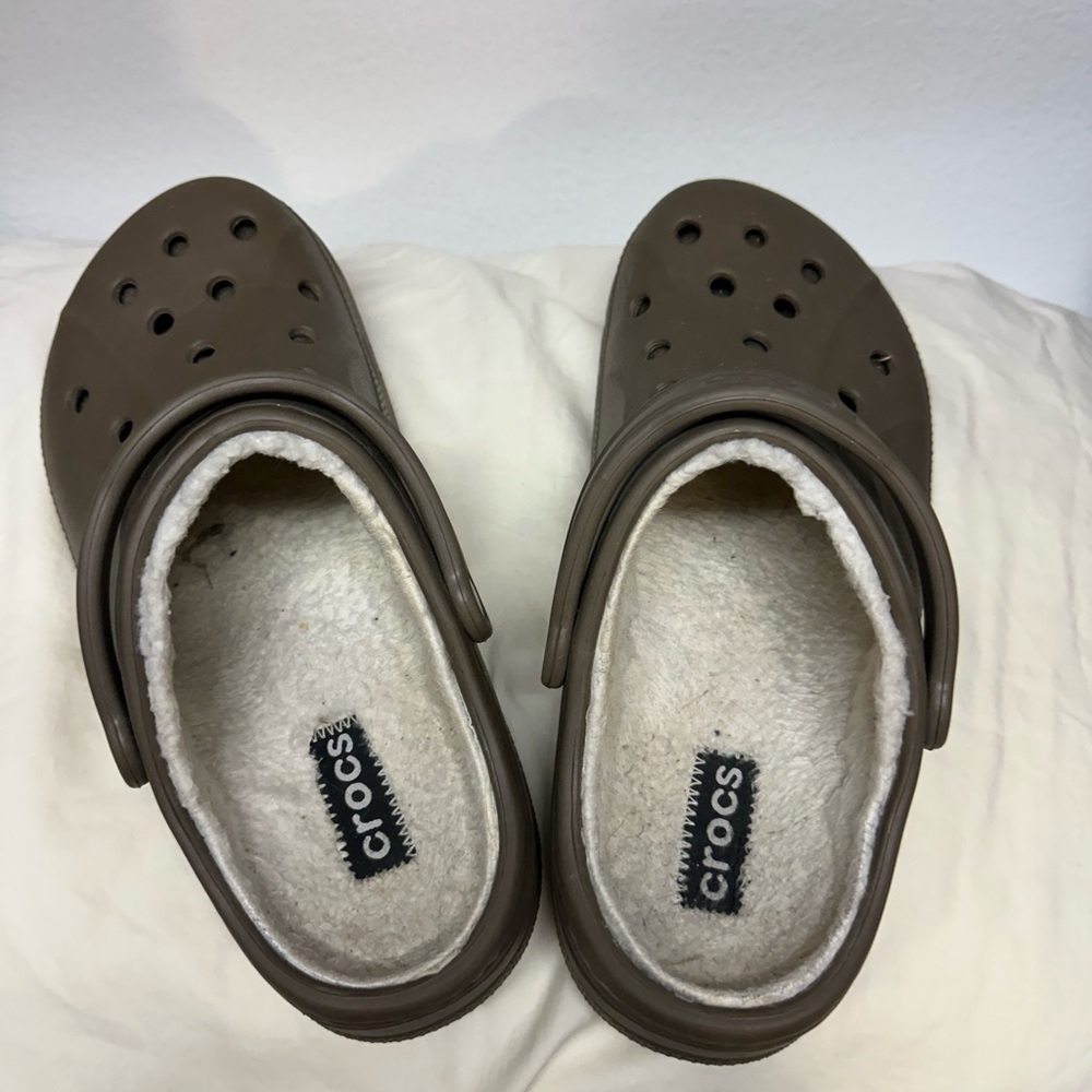 CROCS two pair